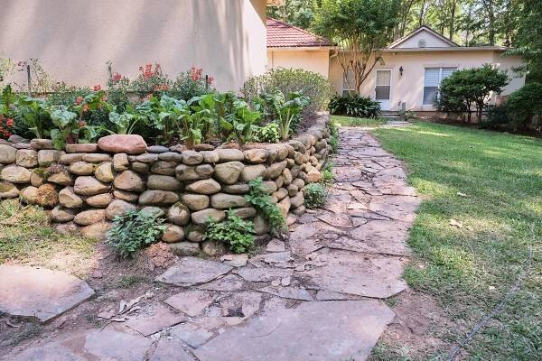 Lawn Care Solutions: Shreveport's Top Lawn Care Landscaping and Irrigation