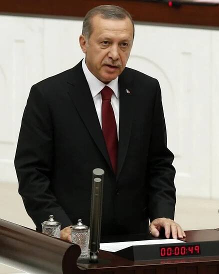 Erdogan approves law tightening Turkey's Internet controls