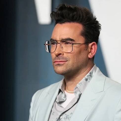 Dan Levy shows more solemn side in Netflix film 'Good Grief'