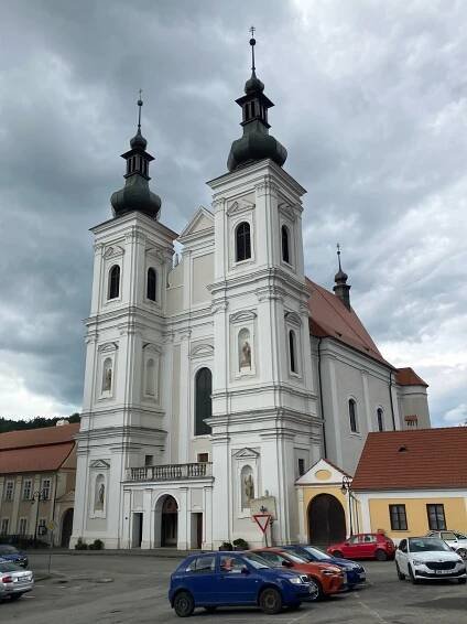 Kostel Navštívení Panny Marie - Lomnice - Sakrální architektura - Monumentální - kostely, kláštery - Jihomoravský kraj