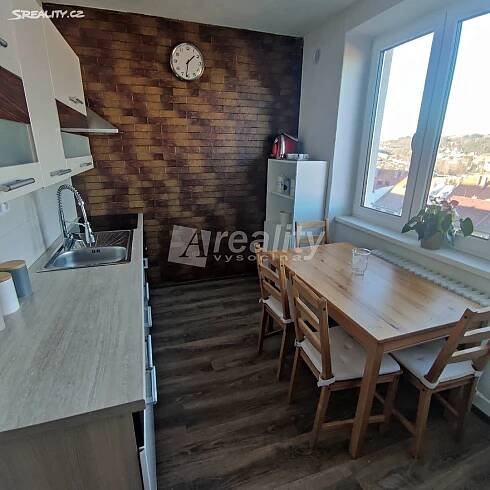 Pronájem bytu 2+1 56 m², Bezručova, Velké Meziříčí