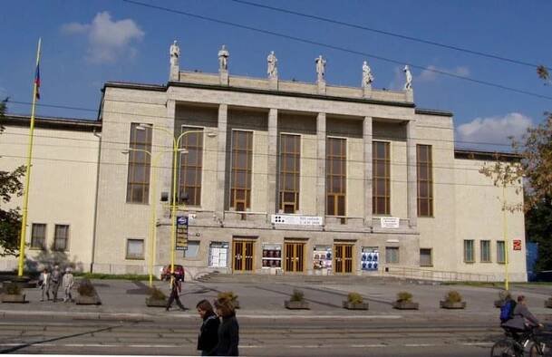 Dům kultury města Ostrava | TicketLIVE - Naživo je to nejlepší 