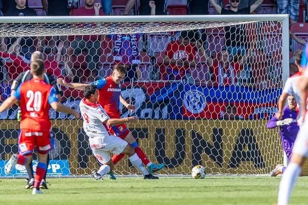 Tvrdý trest pro posilu Plzně. Qose dostal za napadení sudího čtyři měsíce
