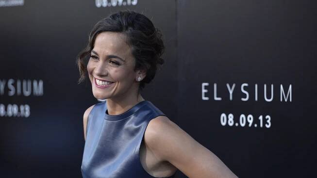 Alice Braga