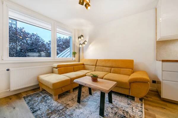 Prodej bytu 3+kk, 62 m², Praha, ul. Makovského - Jiřina Görgesová 