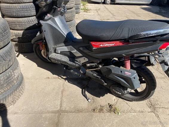 Náhradní díly skútr Maxon 125 - Příbram