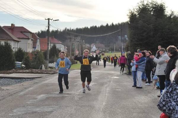 Silvestrovský běh 2012 - Oficiální stránky obce Ždírec