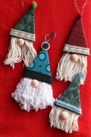 Diy Christmas Ornaments Easy, Christmas Crafts For Gifts, Craft Gifts, Christmas Decor Diy, Gnome Ornaments, Fabric Ornaments, Christmas Christmas, Ornaments Ideas, Farmhouse Christmas