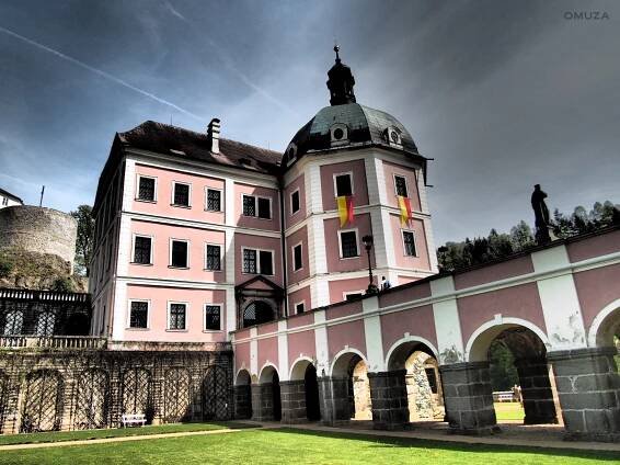 Hrad a zámek Bečov nad Teplou - Výlety Českem