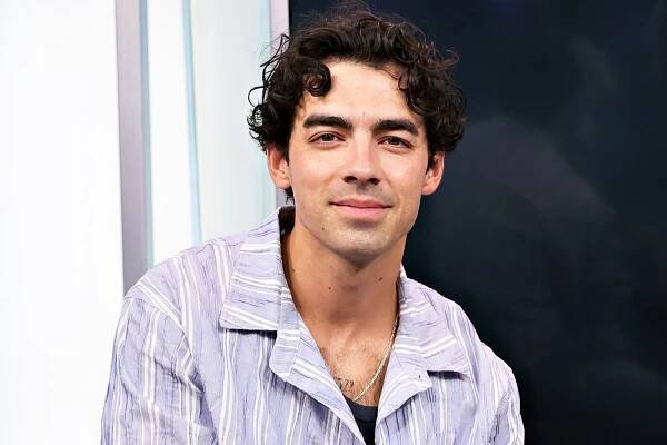 Joe Jonas Says Diving Back into Dating After Divorce Was 'Really Scary and Intimidating': 'It Was a Big Deal'
