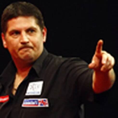 Premier League: Super Scot Gary Anderson breaks 180 record during demolition of Simon Whitlock