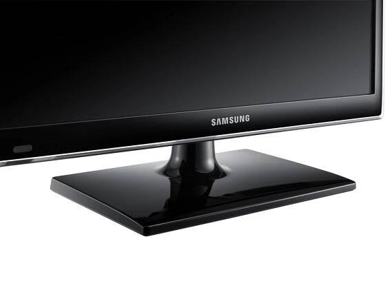 BTV LCD SAMSUNG UE22ES5400 6189 Kč