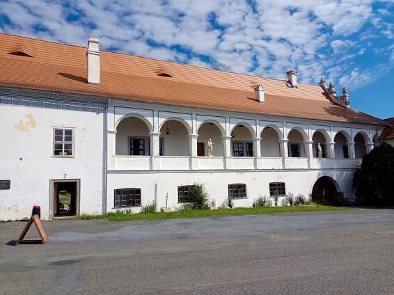 NA CESTÁCH: Zámek MokrosukyZa krásnější Vimperk | Za krásnější Vimperk