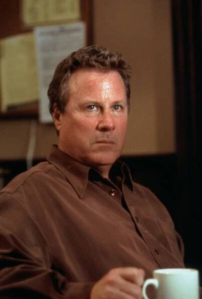 Zákon a pořádek: Útvar pro zvláštní oběti - Zmizení - Z filmu - John Heard