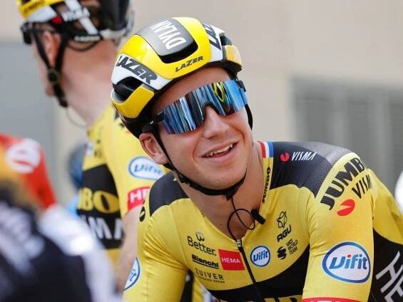 Groenewegen leaves Giro d'Italia empty handed