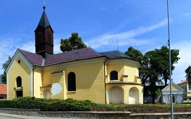 Vánoční výstava v kostele Nejsvětější Trojice v… | NěkdeNěco.cz