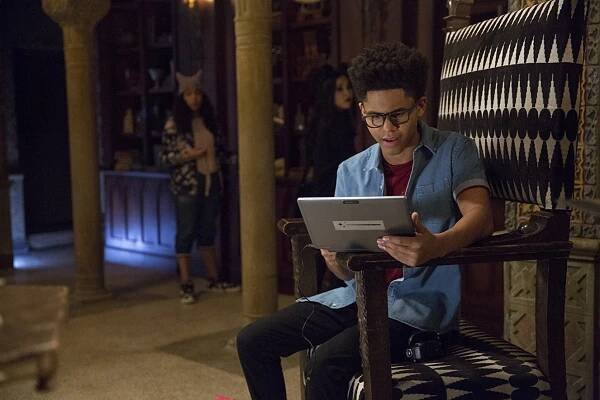 Runaways - Kingdom - Z filmu - Rhenzy Feliz