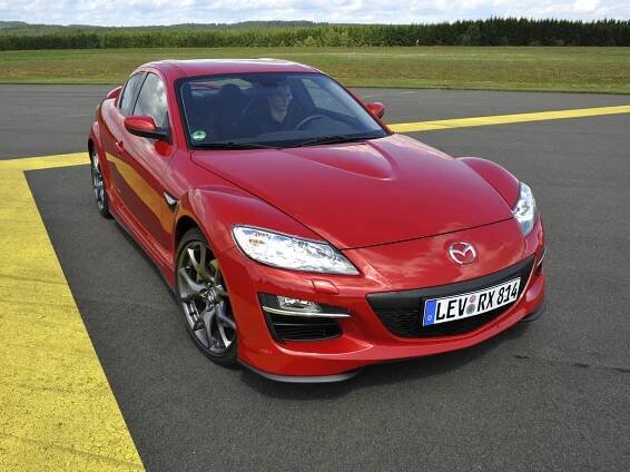 Od výroby posledního sporťáku s Wankelem uplynula celá dekáda. Mazda se ale technologie nechce vzdát