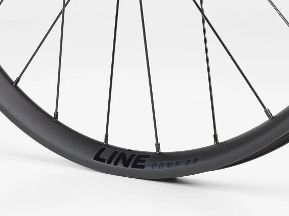 Bontrager Line Comp 30 TLR Boost černá | KOLA-VISEK.cz