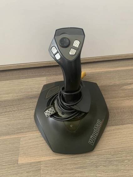 Daruji za odvoz joystick