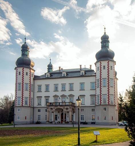 Soubor:Vrchlabí zámek 5.jpg – Wikipedie