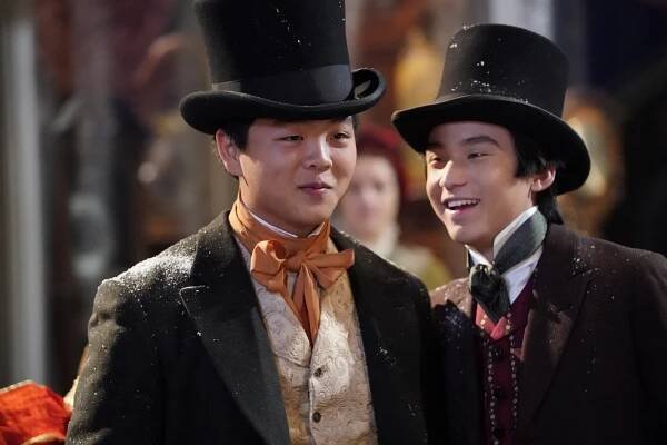 Huangovi v Americe - Jessica Town - Z filmu - Hudson Yang, Forrest Wheeler