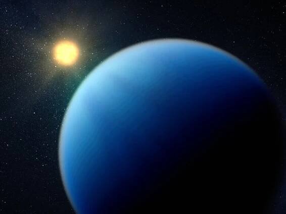 Neptun není sytě modrý. Vědci NASA ho pouze v minulosti přebarvili. Neptun je podobný Uranu - Techsvět