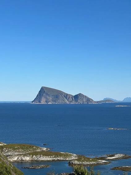 Sommarøy Arctic Hotel Hiking: Pictures & Reviews - Tripadvisor