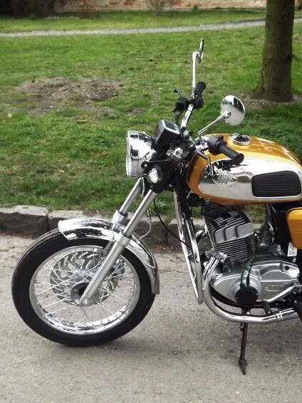  JAWA 350/640 - RETRO 634, zlatá perlěť 