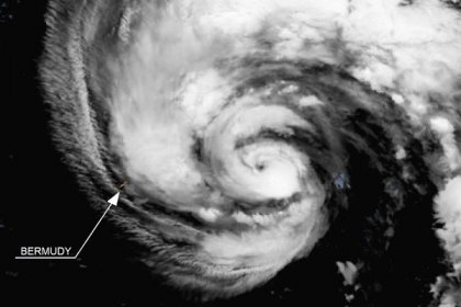 Tropická bouře Epsilon se stala desátým hurikánem : Meteopress | Předpověď počasí, aktuální počasí