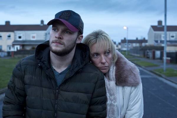 Glassland - Z filmu - Jack Reynor, Toni Collette