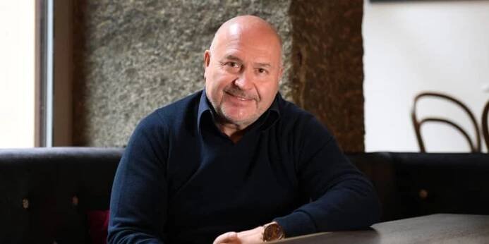 Hitmaker Michal David bere život s úsměvem. 