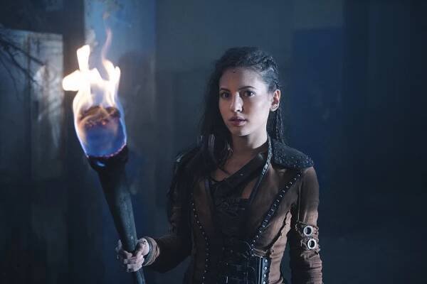 Ivana Baquero - Letopisy rodu Shannara - Hraniční pas - Promo