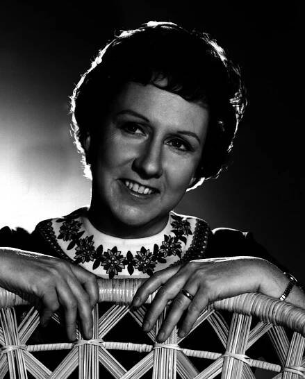 Jean Stapleton — Putchfilms.com