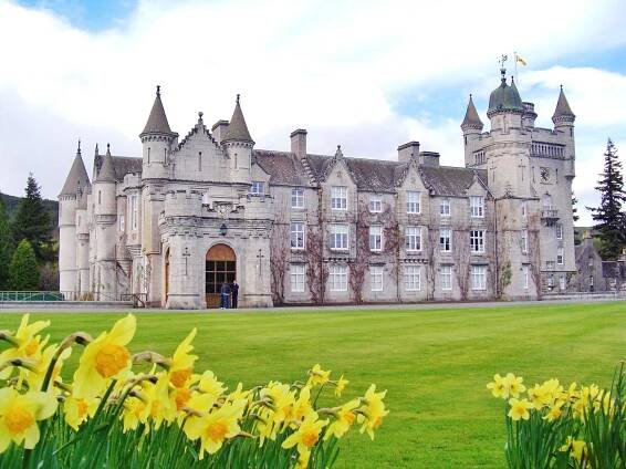 Royal Scotland Tour • Balmoral and the Highlands • Infinite Scotland