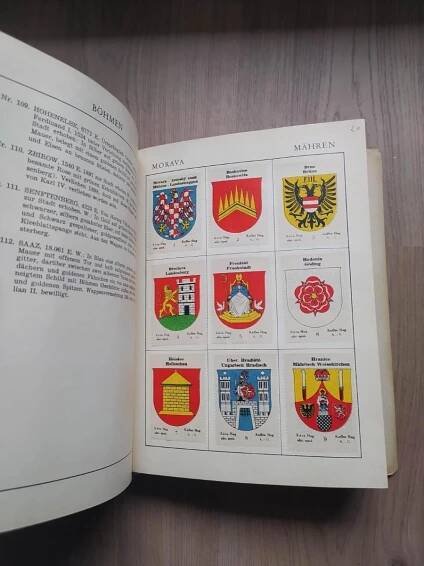 Znaky republiky Československé, část I.: Státní zemské a městské znaky ...