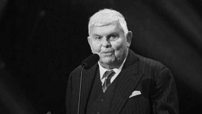 Zemřel oblíbený herec Stanislav Šárský. Zářil v seriálech Bakaláři a Lajna