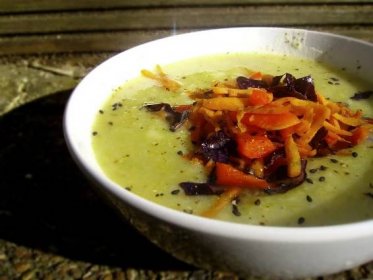 Brokolicová krémová polévka - Babiččiny recepty