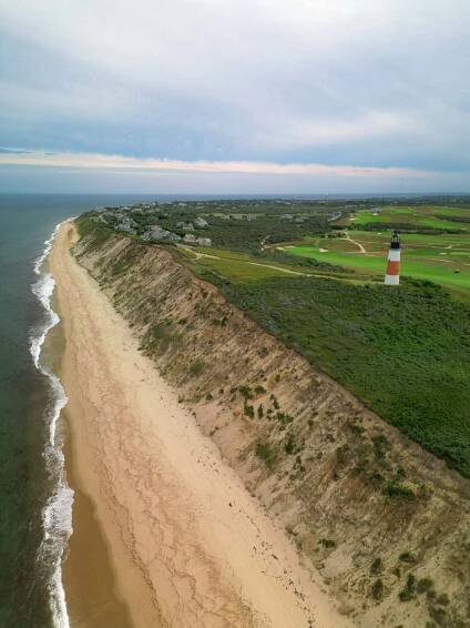 The Best Day Trip: Nantucket or Martha’s Vineyard?