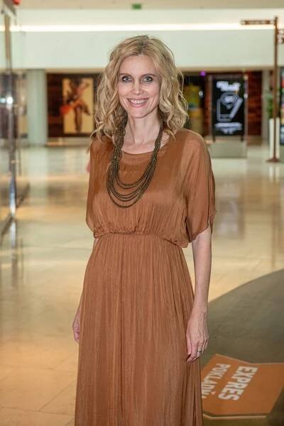 FOTO: Slovenská herečka Silvia Šuvadová. – stránka 17