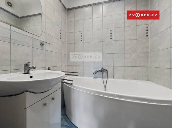Pronájem Byt 2+1, Zlín - Malenovice
