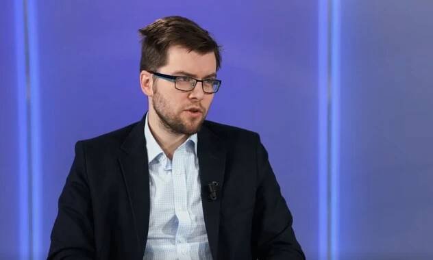Zákeřnosti Piráta Jakuba Michálka gradují: Po terorizování kolegyň si přeje smrt TOP 09