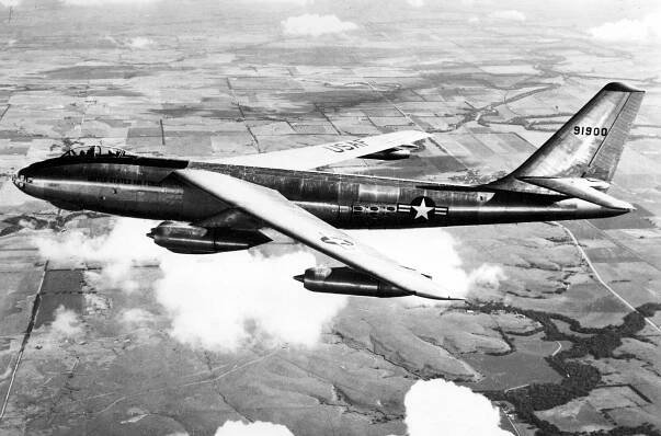 Boeing B-47A Stratojet : Boeing