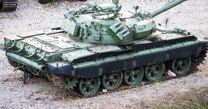 VIDEO: Účinnější než nic. Rusko vytahuje ze skladů muzeální tanky T-54 a T-55 - Echo24.cz