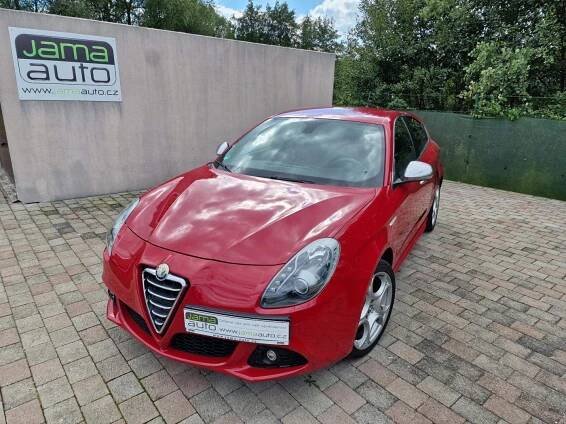 Prodej Alfa Romeo - Giulietta REZERVOVÁNO!! 1,4 Ti 88kW XENONY 1. | tutut.cz