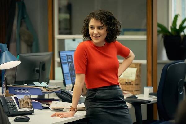 Tisk - Two Worlds - Z filmu - Ellie Kendrick