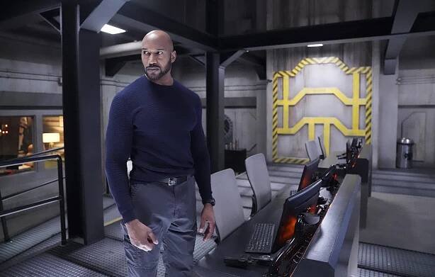 Agenti S.H.I.E.L.D. - Skok - Z filmu - Henry Simmons