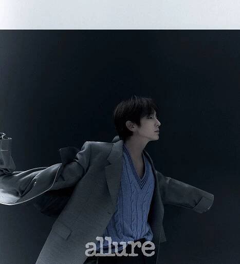 Lee Joon Gi řekl, že ve Flower of Evil původně hrát nechtěl. Nyní by rád točil romantické melodrama - Asianstyle