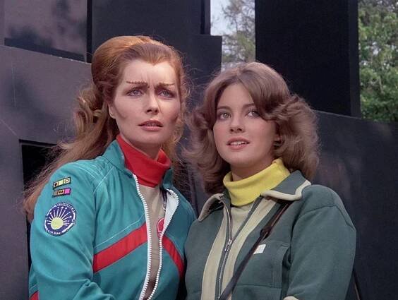 Space: 1999 - A Matter of Balance - Z filmu - Catherine Schell, Lynne Frederick