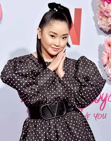 Lana Condor attends the Premiere Of Netflix's 